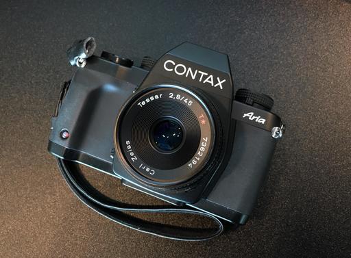 contax-aria-front.jpg